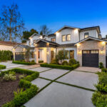 Exterior shot of a Beverly Hills, CA property for sale